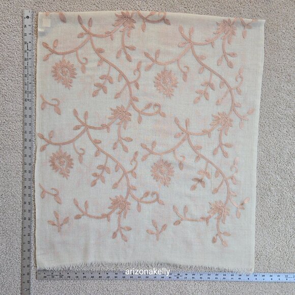 Woven Wool Scarf With Chain Stitch Embroidery Carolina Amato Lightweight - Picture 2 of 13